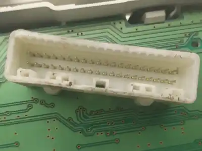 Peça sobressalente para automóvel em segunda mão quadrante por nissan note (e11e) acenta referências oem iam 9u30b7126399  