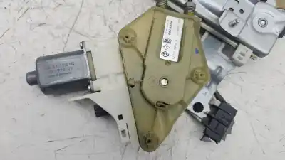 Peça sobressalente para automóvel em segunda mão elevador de vidros traseiro esquerdo por renault fluence 1.5 dynamique [1.5 ltr. - 78 kw dci diesel] referências oem iam 827210016r
