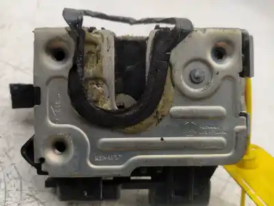 Second-hand car spare part front right door lock for dacia sandero ambiance oem iam references 8200735224  