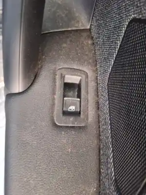 Peça sobressalente para automóvel em segunda mão botão / interruptor elevador vidro traseiro direito por seat tarraco (kn2) 1.5 tsi act referências oem iam 5na867255