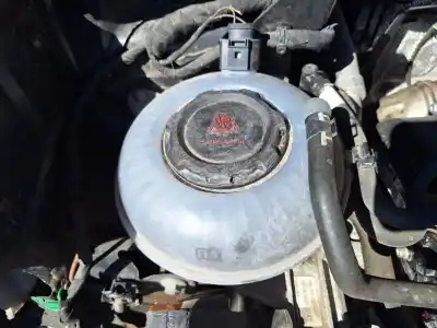 Peça sobressalente para automóvel em segunda mão depósito de expansão por seat tarraco (kn2) 1.5 tsi act referências oem iam 5q0121407s