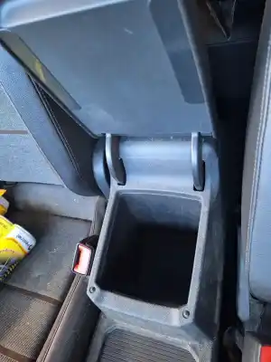 Peça sobressalente para automóvel em segunda mão apoio de braço consola central por seat tarraco (kn2) 1.5 tsi act referências oem iam 5nb863241f