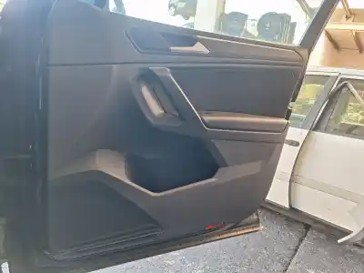 Peça sobressalente para automóvel em segunda mão forra / revestimento da porta dianteira direita por seat tarraco (kn2) 1.5 tsi act referências oem iam 5nb867012m