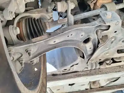 Peça sobressalente para automóvel em segunda mão braço de suspensão inferior dianteiro direito por seat tarraco (kn2) 1.5 tsi act referências oem iam 3q0407152t