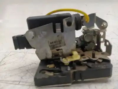 Second-hand car spare part rear left door lock for dacia sandero ambiance oem iam references 8200735248