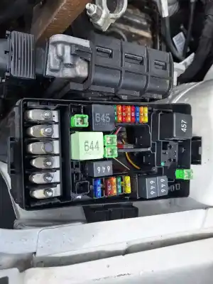 Second-hand car spare part fuse box unit for seat leon (5f1) 1.6 tdi oem iam references 5q0937125a