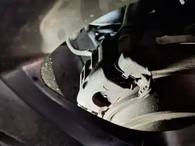 Peça sobressalente para automóvel em segunda mão pinça de travão traseira direita por ssangyong korando line 4x2 175 cv / 129 kw referências oem iam 