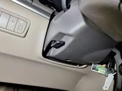 Peça sobressalente para automóvel em segunda mão coluna de direcção por ssangyong korando line 4x2 175 cv / 129 kw referências oem iam 