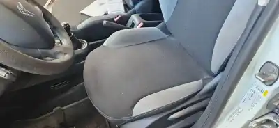 Peça sobressalente para automóvel em segunda mão ASSENTO DIANTEIRO ESQUERDO por CITROEN C3  Referências OEM IAM 892525  