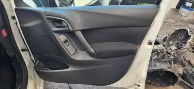 Second-hand car spare part right front door trim for citroen c3 comercial 74 cv / 55 kw oem iam references 9332e0