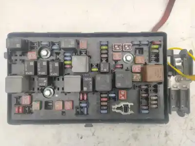 Pezzo di ricambio per auto di seconda mano scatola relè/fusibili per opel insignia a sedán (g09) 2.0 cdti (69) riferimenti oem iam 544949969  13255300