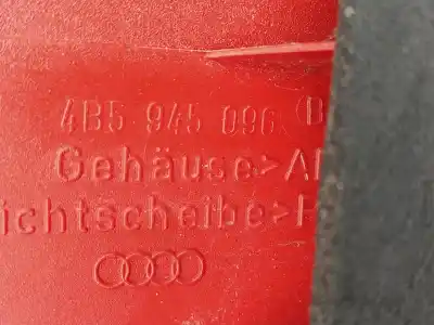 Pezzo di ricambio per auto di seconda mano LUCI POSTERIORI DESTRA per AUDI A6 BERLINA (4B2)  Riferimenti OEM IAM 4B5945096  