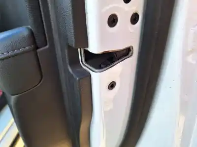 Peça sobressalente para automóvel em segunda mão fechadura da porta dianteira direita por ford mondeo lim. trend referências oem iam bm5aa21812bh