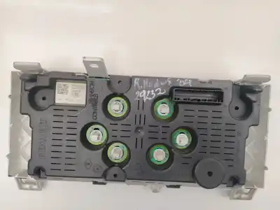 Автозапчастина б/у панель інструментів для renault modus confort dynamique посилання на oem iam 8200418023d  