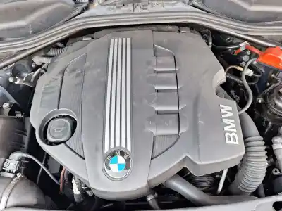 Peça sobressalente para automóvel em segunda mão tampa do motor por bmw serie 5 berlina (e60) 520d referências oem iam 111477997410
