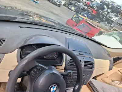 Peça sobressalente para automóvel em segunda mão tablier por bmw x3 (e83) 2.0d referências oem iam   