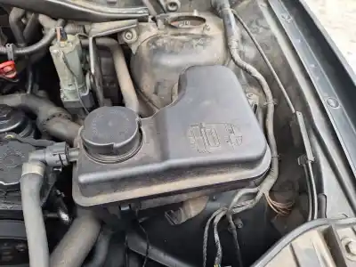 Peça sobressalente para automóvel em segunda mão depósito de expansão por bmw x3 (e83) 2.0d referências oem iam 