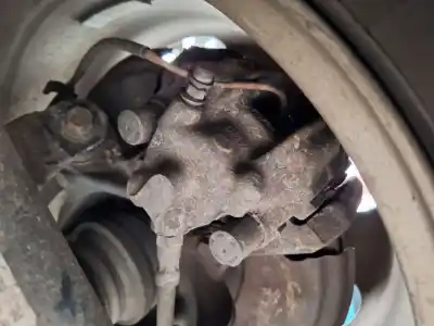 Peça sobressalente para automóvel em segunda mão pinça de travão traseira direita por bmw x3 (e83) 2.0d referências oem iam 