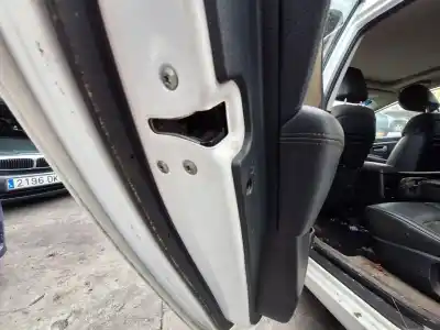 Tweedehands auto-onderdeel achter links deurslot voor kia carens iv 1.7 crdi oem iam-referenties 