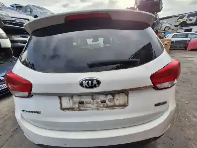 Tweedehands auto-onderdeel achterklep voor kia carens iv 1.7 crdi oem iam-referenties 