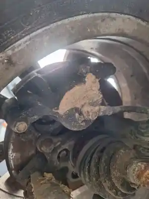 Tweedehands auto-onderdeel rechts voor remklauw voor kia carens iv 1.7 crdi oem iam-referenties 