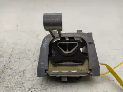 Автозапчастина б/у правильна підтримка двигуна для volkswagen tiguan (ad1, ax1) 2.0 tdi посилання на oem iam 5q0199262df  