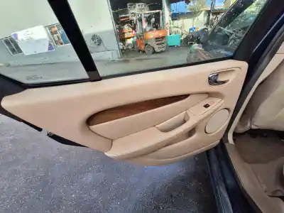 Peça sobressalente para automóvel em segunda mão elevador de vidros traseiro esquerdo por jaguar x-type i (x400) 2.5 v6 a las 4 ruedas referências oem iam 0130821949
