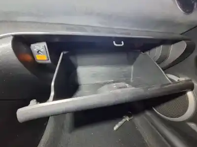 Second-hand car spare part glove compartment for mazda 6 lim. (gh) 2.2 ce 125 active oem iam references gs1d64161