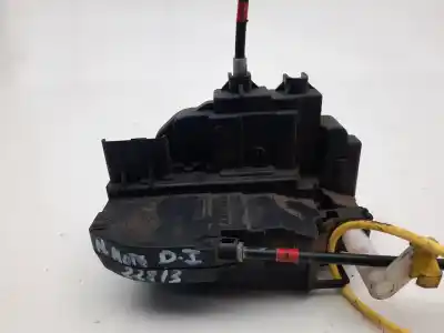 Second-hand car spare part left front door lock for nissan note (e11e) acenta oem iam references 805019u100