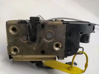 İkinci el araba yedek parçası SAG ÖN KAPI KILIDI için RENAULT MEGANE III COUPE  OEM IAM referansları 8200027779  