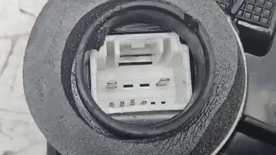 Peça sobressalente para automóvel em segunda mão fechadura da porta dianteira esquerda por toyota auris advance referências oem iam a084219