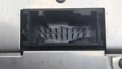 Pezzo di ricambio per auto di seconda mano impianto audio / radio cd per volkswagen passat b6 variant (3c5) 2.0 tdi 16v riferimenti oem iam 1k0035198b  7612002064