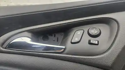 Peça sobressalente para automóvel em segunda mão forra / revestimento da porta dianteira esquerda por opel insignia berlina excellence referências oem iam 22846586