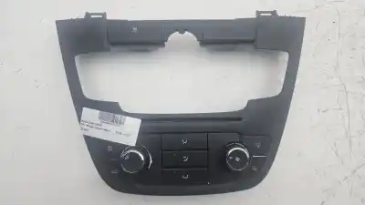 Pièce détachée automobile d'occasion commande de climatisation / chauffage pour opel insignia a sedán (g09) 2.0 cdti (69) références oem iam 13273093  