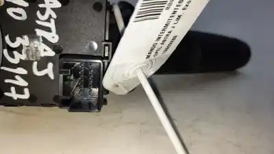 Second-hand car spare part indicator switch for opel astra j lim. excellence oem iam references 13303268  