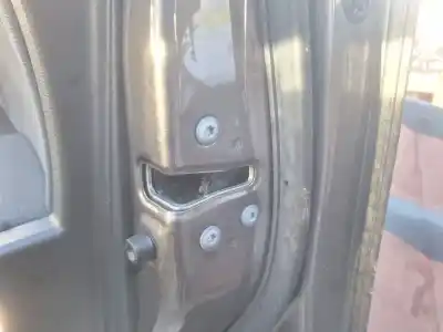 Pezzo di ricambio per auto di seconda mano serratura porta anteriore destra per toyota auris active riferimenti oem iam a084219