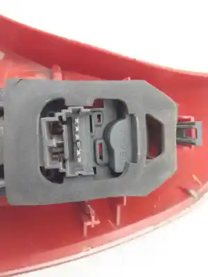 Pezzo di ricambio per auto di seconda mano lampada posteriore sinistra per renault clio ii fase ii (b/cb0) authentique 58 cv / 43 kw riferimenti oem iam 085511929l  