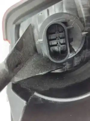 Second-hand car spare part right tailgate light for dodge avenger 2.0 crd oem iam references 05116220a  