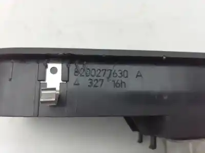 Second-hand car spare part left front power window switch for renault modus luxe privilege 80 cv / 59 kw oem iam references 8200277630a  