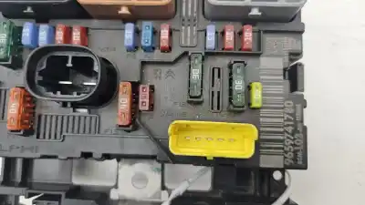 Second-hand car spare part fuse box unit for citroen c3 hdi 70 furio oem iam references 9659741780  