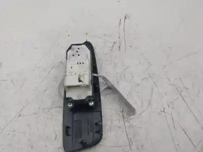 Second-hand car spare part left front power window switch for toyota auris sol oem iam references 7423202540  