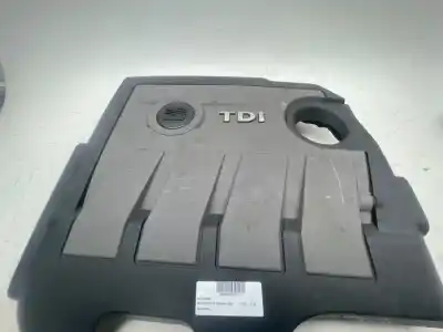 Pièce détachée automobile d'occasion Couvert De Moteur pour SEAT LEON (1P1) Stylance / Style Références OEM IAM 03L103925AT  