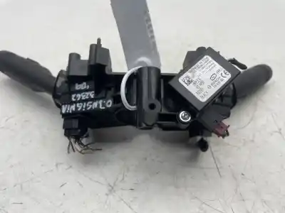 Second-hand car spare part multifunction switch for opel insignia a sedán (g09) 2.0 cdti (69) oem iam references 13500692 f00hj00653 13243595
