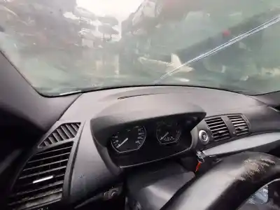 Peça sobressalente para automóvel em segunda mão tablier por bmw serie 1 berlina (e81/e87) 118d referências oem iam   