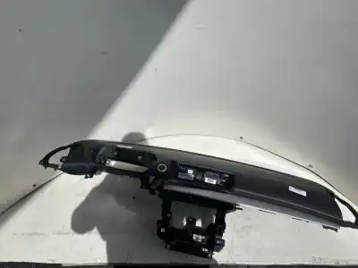 Peça sobressalente para automóvel em segunda mão tablier por bmw serie 1 berlina (e81/e87) 118d referências oem iam   