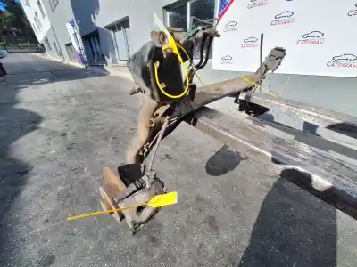 Peça sobressalente para automóvel em segunda mão charrió / suporte de eixo de trás por renault clio iii authentique referências oem iam   