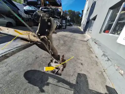 Peça sobressalente para automóvel em segunda mão charrió / suporte de eixo de trás por renault clio iii authentique referências oem iam   