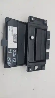 Peça sobressalente para automóvel em segunda mão Centralina De Motor Uce por RENAULT CLIO III Authentique Referências OEM IAM 8200911560  8200909666