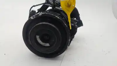Peça sobressalente para automóvel em segunda mão COMPRESSOR DE AR CONDICIONADO A/A A/C por VOLKSWAGEN PASSAT B5.5 VARIANT (3B6) 1.9 TDI Referências OEM IAM 8D0260805J  