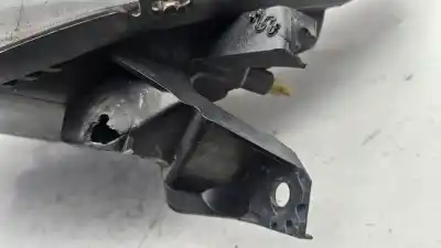 Second-hand car spare part left headlight for renault clio iii emotion oem iam references 8200459824